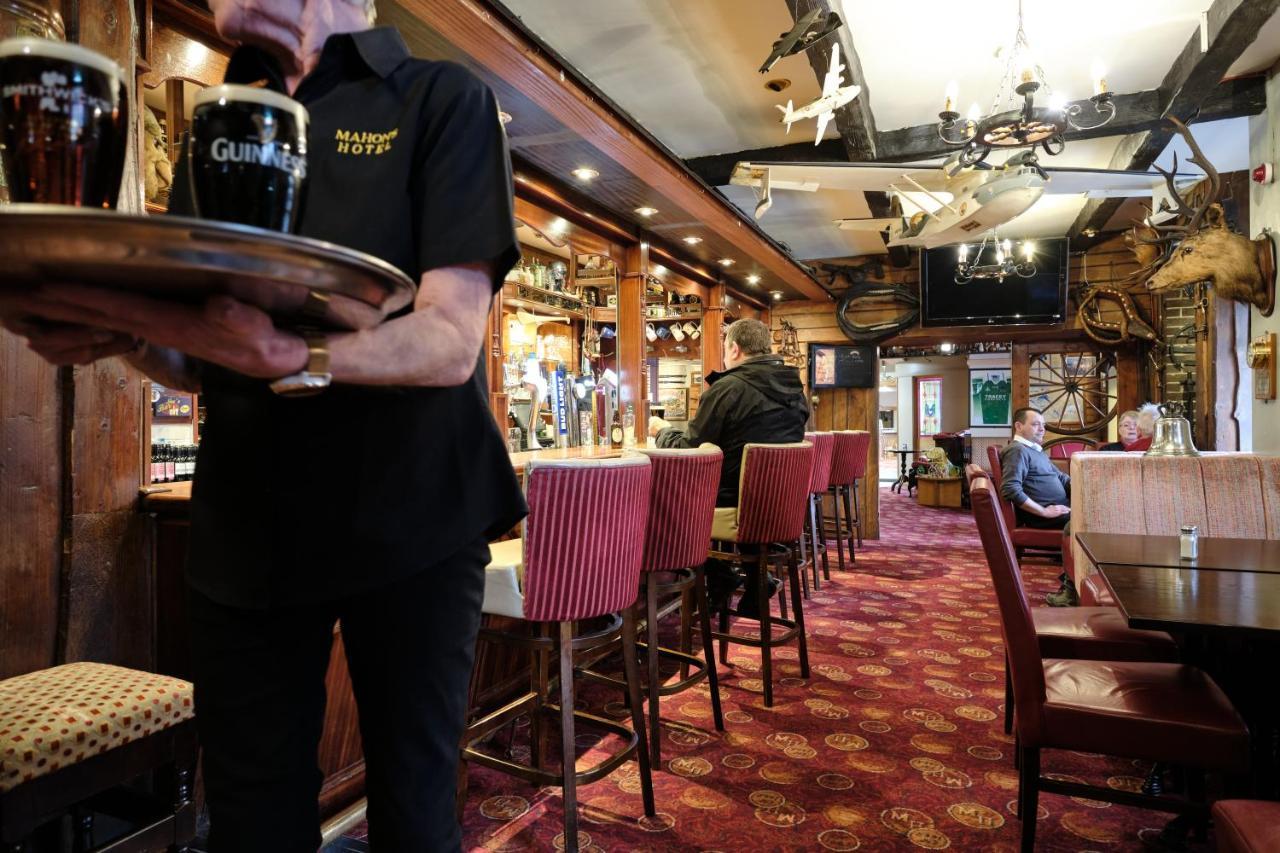 Irvinestown Mahon'S Hotel מראה חיצוני תמונה